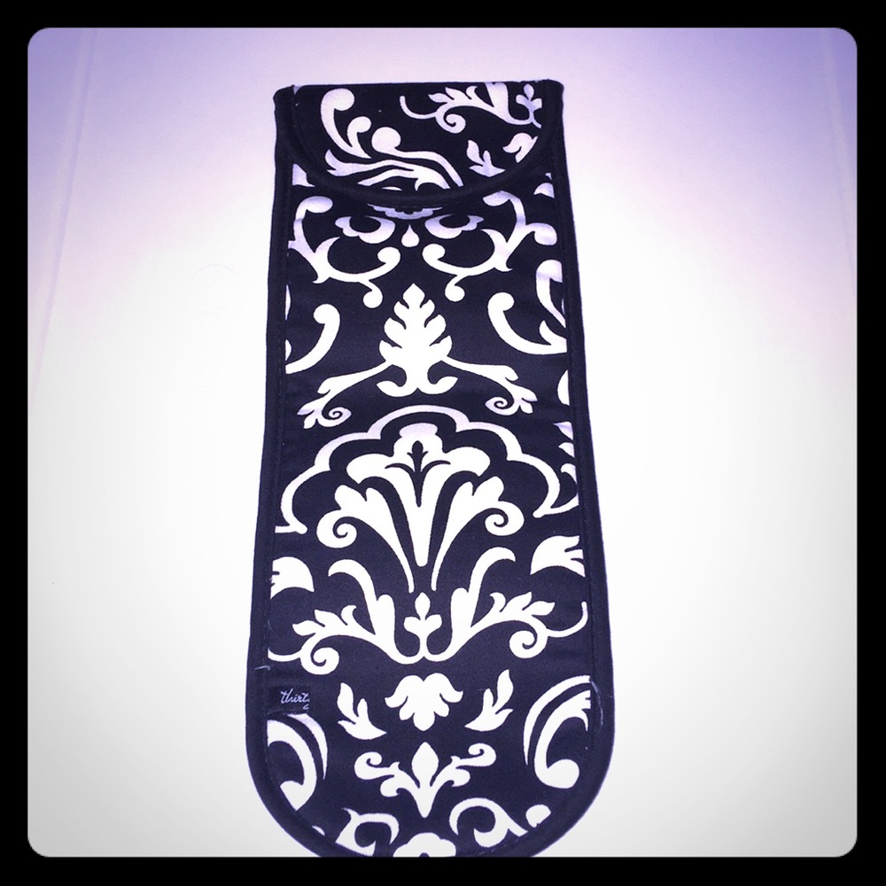 Flat iron case